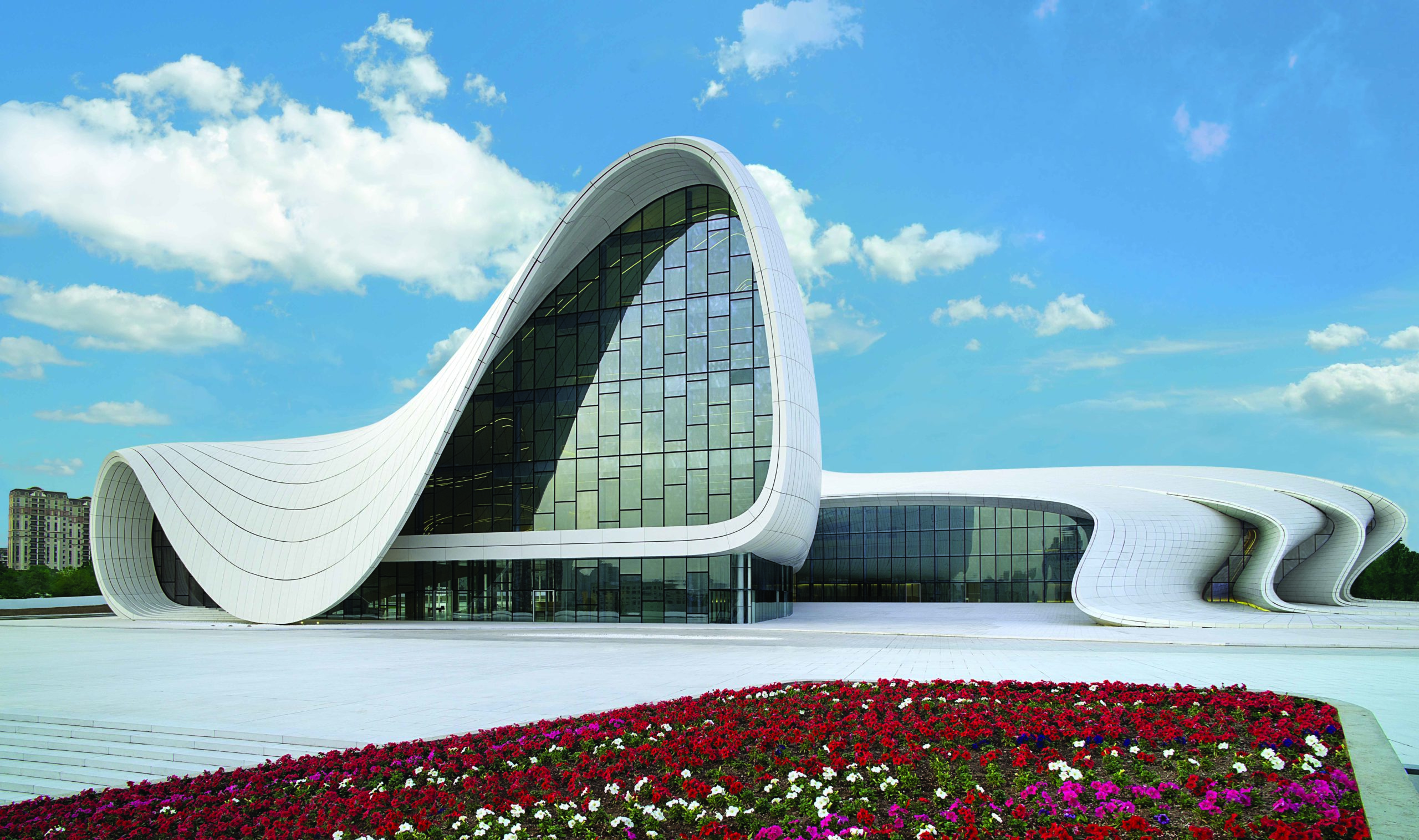 Здание культуры. Культурный центр Гейдара Алиева в Баку. Heydar Aliyev Center / центр Гейдара Алиева. Баку, Азербайджан.. Заха Хадид Баку центр Гейдара Алиева. Культурный центр Алиева в Баку Заха Хадид.